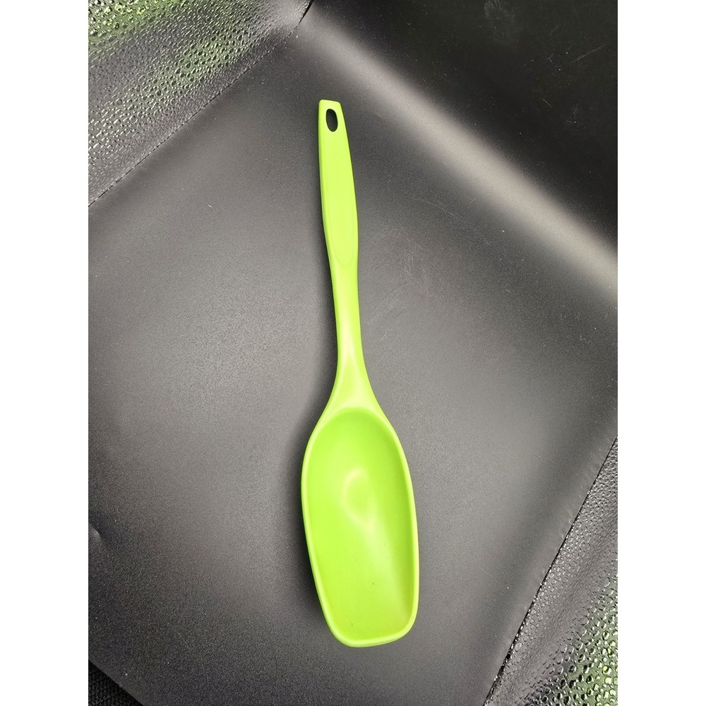VTG Foley Avacado/Lime Green Solid Serving Spoon Plastic Nylon 11" Utensil Used